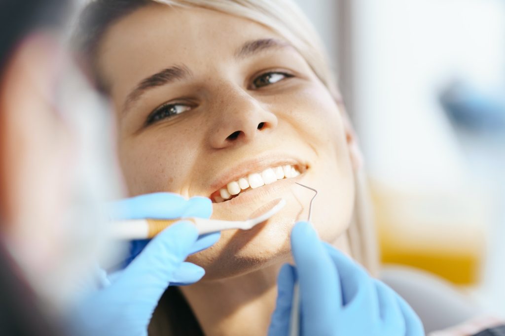 Patient female at dentist